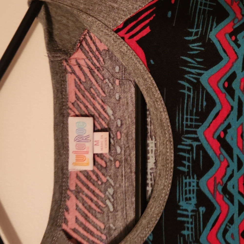 Lularoe - Picture 2 of 3